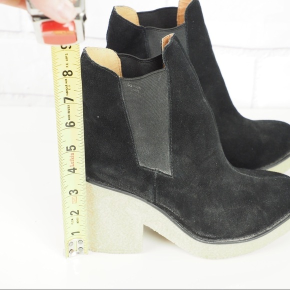 Urban Outfitter 7 Posey Gumsole black suede bootie - Picture 10 of 12